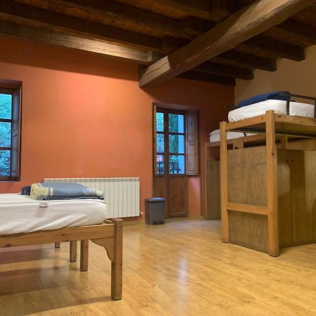 Albergue-Refugio Sargantana Canfranc Buitenkant foto