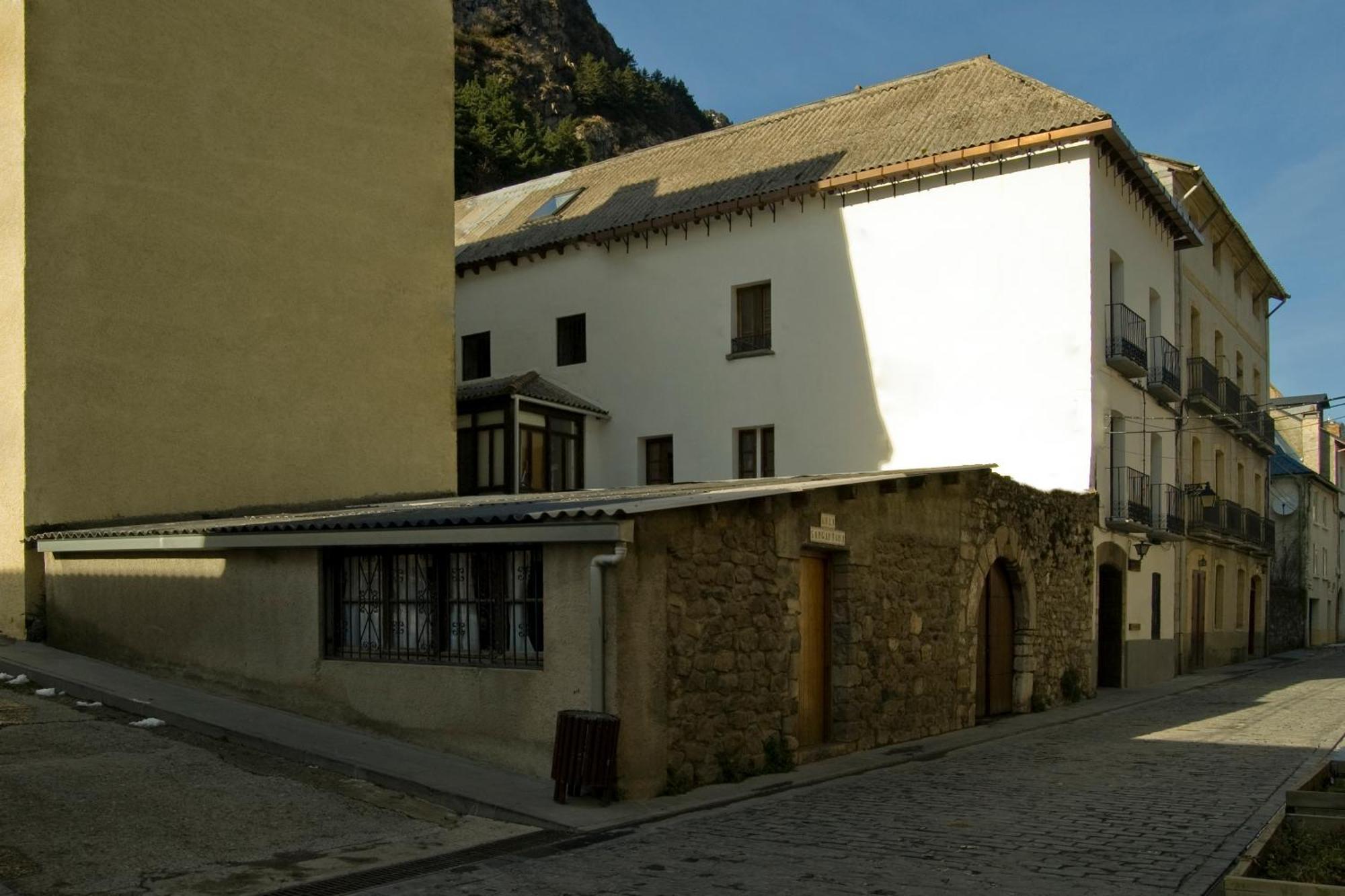 Albergue-Refugio Sargantana Canfranc Buitenkant foto