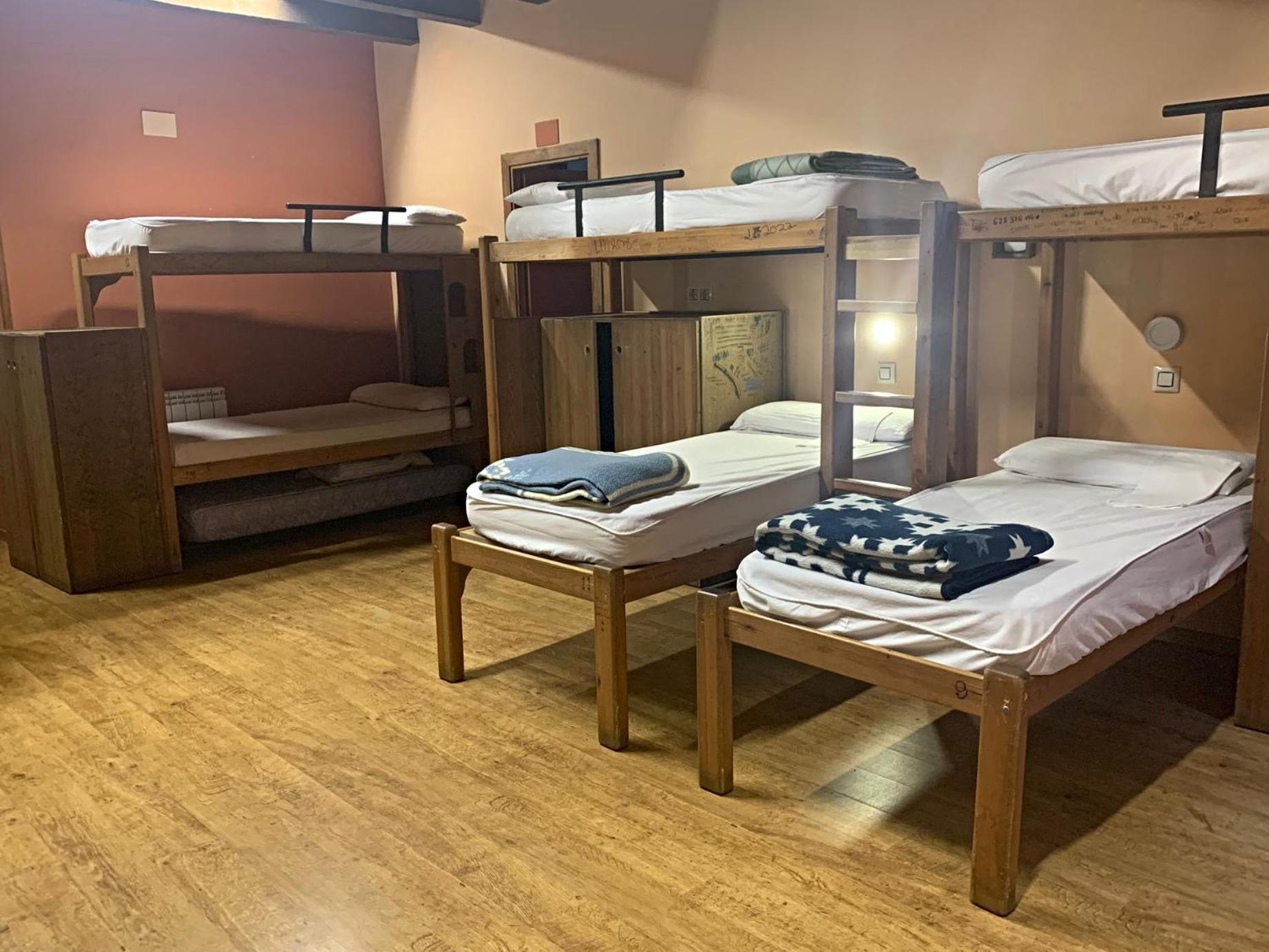 Albergue-Refugio Sargantana Canfranc Buitenkant foto
