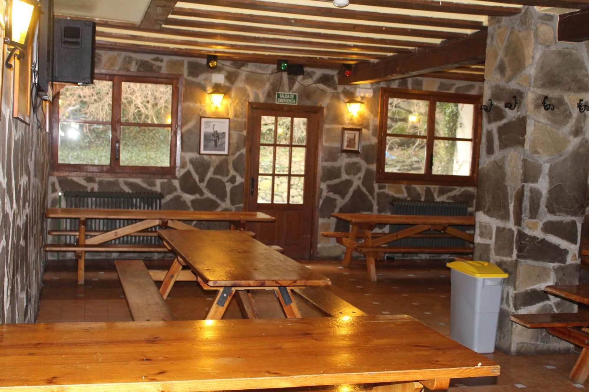 Albergue-Refugio Sargantana Canfranc Buitenkant foto